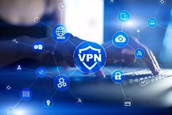 برلماني إيراني يطالب حكومة بزشكیان بالكشف عن خفايا تجارة بيع برامج تجاوز الحجب (VPN)