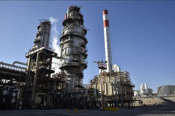 ارتفاع أسعار النفط وسط تكهنات بهجوم إسرائيلي على المنشآت النفطية الإيرانية