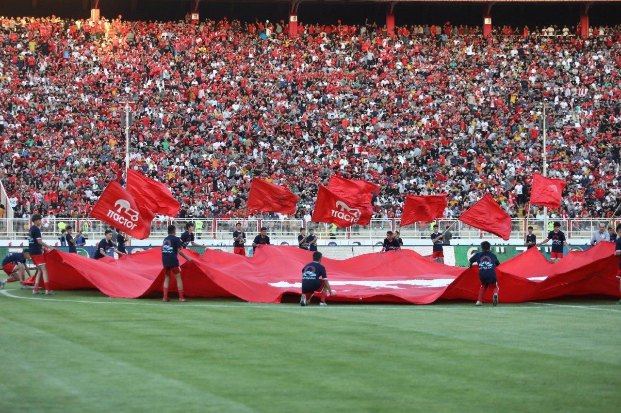 یک بازی بدون تماشاگر؛ محرومیت تراکتور به دلیل شعارهای قومیتی، تایید شد