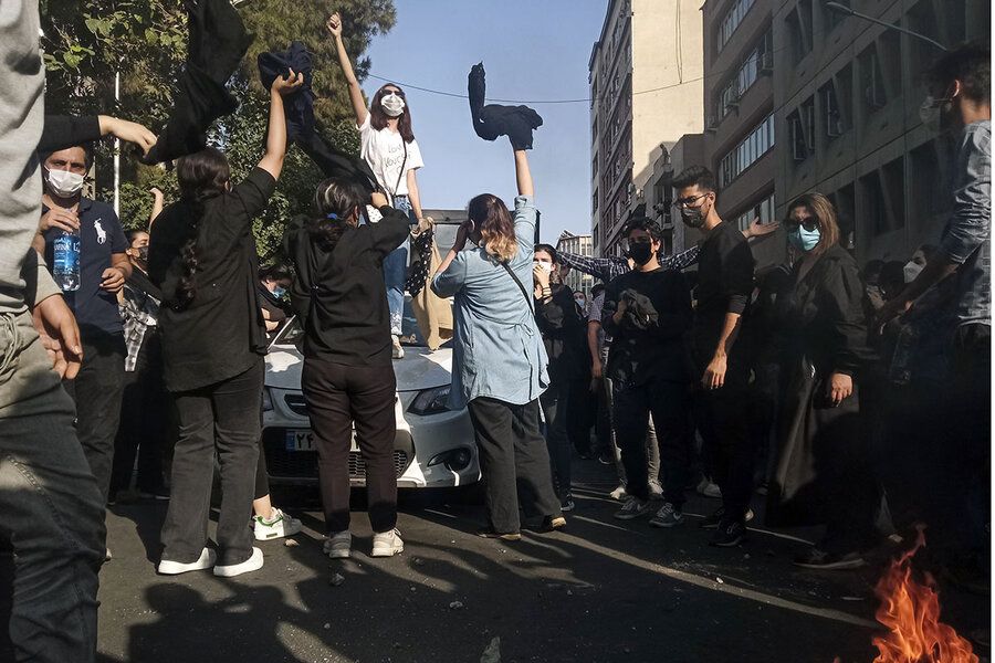 Over 100 Iranian Protesters At Risk Of Death Penalty: Rights Monitor ...