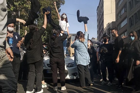 تاکید تشکلها و گروههای مردمی بر اتحاد علیه جمهوری اسلامی و حمایت از معترضان آسیب دیده