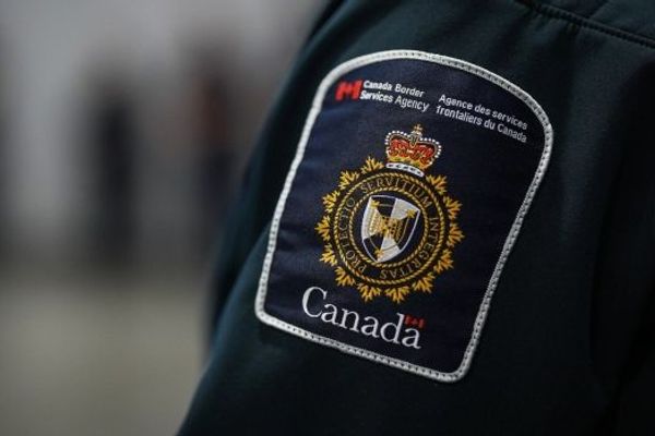 بعد قرار طرد 5 من كبار المسؤولين الإيرانيين.. "الحدود الكندية": نقف بجانب الشعب الإيراني