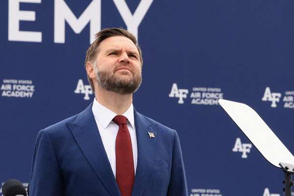 ونس: طبق تفاهم، بازرسان هستهای «قطعا» اجازه خواهند داشت، به ایران بازگردند