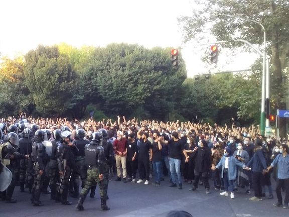 پخش اعتراف اجباری شماری از بازداشتشدگان از سوی قوه قضاییه همزمان با اعلام «عفو رهبری»