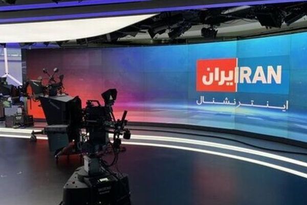 عقب تهديد صحافيين إيرانيين.. بريطانيا تستدعي القائم بالأعمال الإيراني في لندن