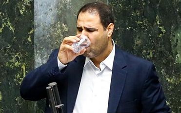 وزیر آموزشوپرورش: اگر به اندازه کافی درخت میکاشتیم مدارس به خاطر آلودگی هوا تعطیل نمیشد