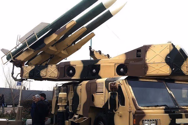 روزنامه حکومت: مشکل آلودگی هوا به خاطر کمبود بودجه ناشی از ساخت موشک نیست