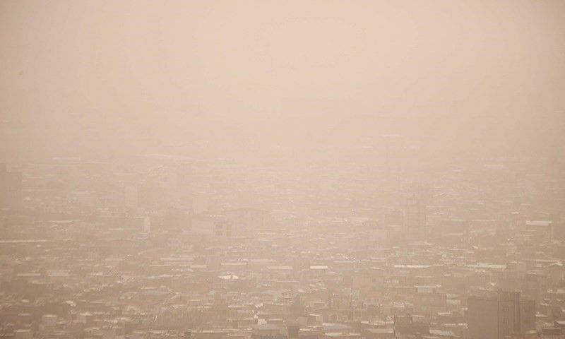 نماینده اهواز خواستار مذاکره ایران با عربستان سعودی و عراق برای حل بحران ریزگردها شد