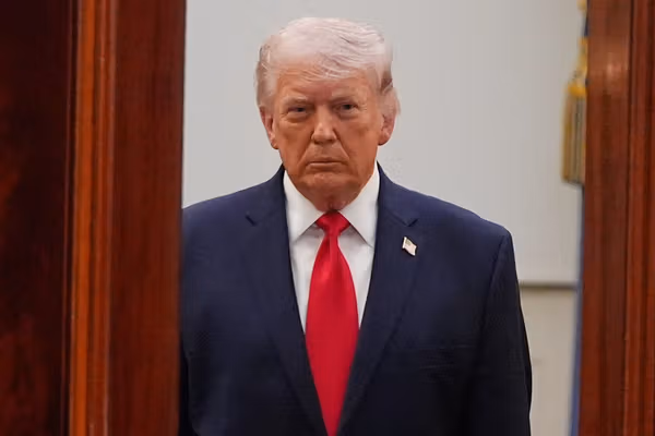 ترامپ: آمریکا به نفت تنگه هرمز نیاز ندارد، کشورهای نیازمند نفت باید از آنجا محافظت کنند