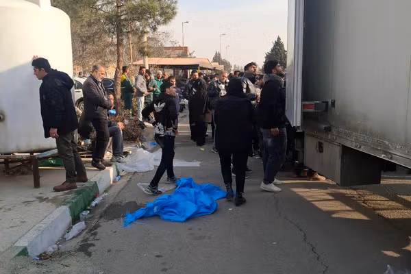 رییس سازمان نظام پزشکی: تعدادی از پزشکان و پرستاران در روزهای اخیر بازداشت شدهاند