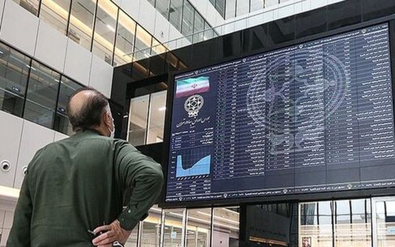 نماینده کبودرآهنگ: برخی افراد خانه و خودروی خود را برای سرمایهگذاری در بورس فروختند