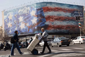 همزمان با تهدید ترامپ به حمله، تهران از پیشنهادهای تازه برای مذاکره میگوید