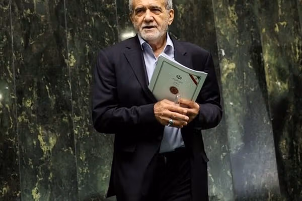 قالیباف درباره نامه پزشکیان به مجلس: دولت لایحه بودجه را پس گرفت