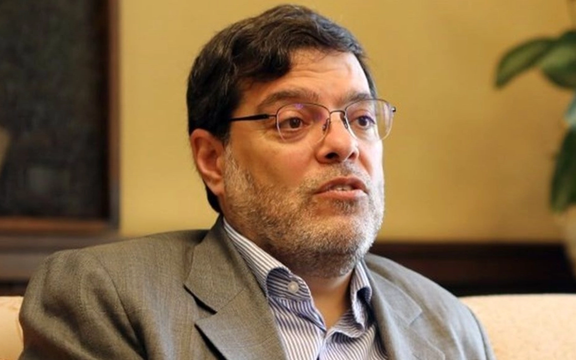 مستشار الحكومة الإيرانية السابق يهدد بتدمير قطر في حال هاجم ترامب إيران