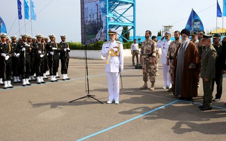 بیانیه ارتش جمهوری اسلامی: آمادهتر از گذشته در دفاع از نظام همچون کوه ایستادهایم