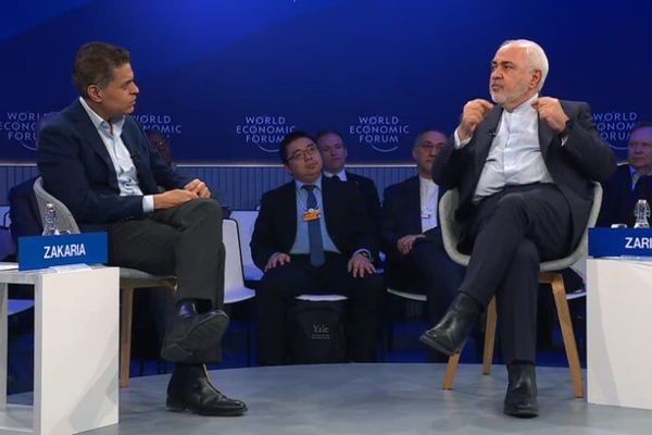 ظريف من "دافوس": لا نسعى لامتلاك قنبلة نووية.. و"المقاومة" لا تأخذ أوامرها من طهران