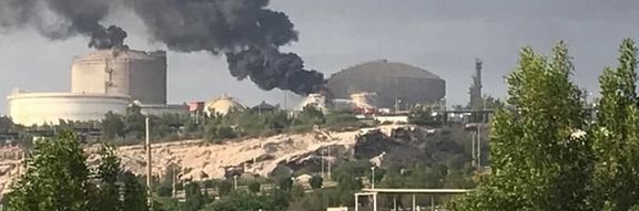 رسانههای ایران گزارش دادند یکی از مخازن پتروشیمی خارک آتش گرفته اما حریق مهار شده است