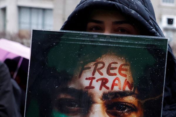 در سیویکمین روز از آغاز انقلاب ملی ایرانیان چه گذشت؟