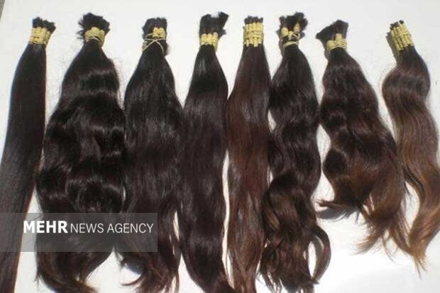 هم‌زمان با گسترش فقر در ایران، خرید و فروش موی زنان بیشتر شده است