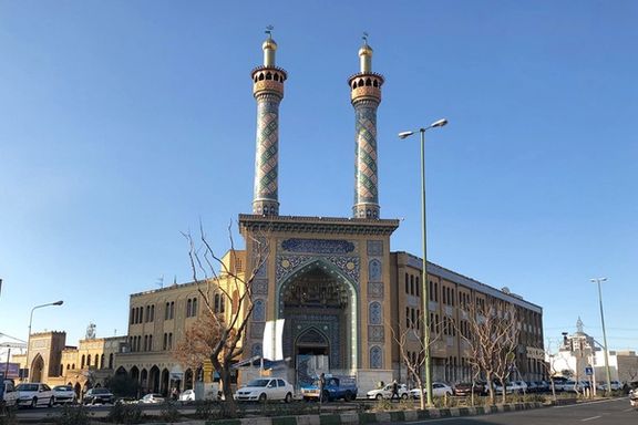 درگیری مالی روحانیون؛ طلبههای پناهیان به حوزه علمیه اشرفی اصفهانی حمله کردند