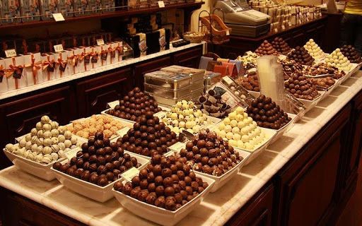 دبیرکل بنکداران مواد غذایی: بیسکوییتهای ۱/۵ میلیونی به دلیل استقبال در راه کشور است