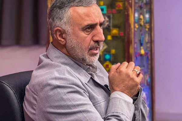 برلماني إيراني: قيادة النساء للدراجات النارية نوع من "التبرُّج"