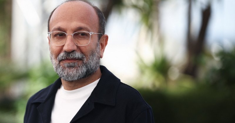 Oscar-winning Farhadi says next film will be in Persian, without mandatory hijab