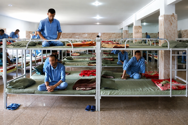 Shortages of addiction medicines raise fears of relapse in Iran