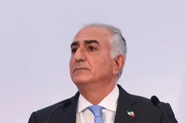 شاهزاده رضا پهلوی: کاهش منابع مالی حکومت، فشار بر ماشین جنگی و سرکوب را افزایش میدهد