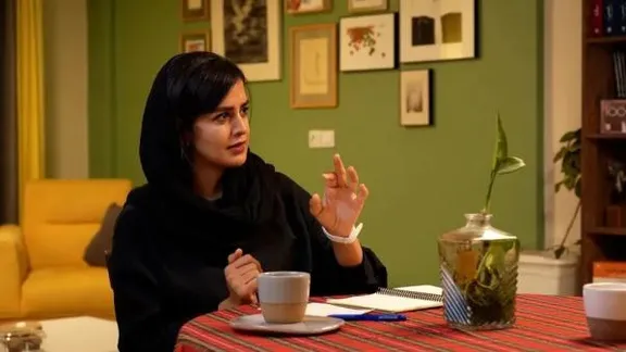 Iranian sociologist Mahsa Asadollanezhad