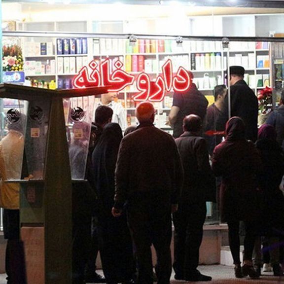 کمبود داروهای اعصاب، ضدافسردگی و بیماریهای خاص؛ شربت سرماخوردگی در لیست واردات فوریتی است