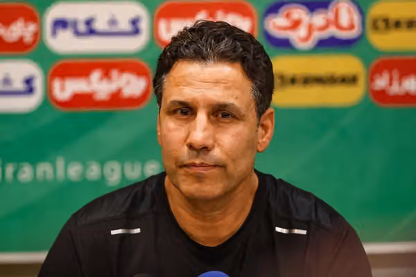 تارتار، سرمربی پرسپولیس: تیم ملی هم بد بازی میکند، هم بد نتیجه میگیرد