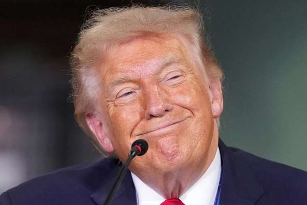 سخنگوی فدراسیون فوتبال: ترامپ جواب بدهد وقتی مدیر تیم نیست، چه کسی در جلسه شرکت کند؟