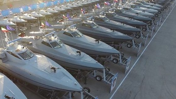 Speed boats presented as new additions to IRGC Navy.