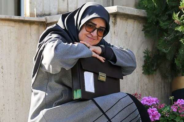 سخنگوی دولت: خودروهایی که جدید شمارهگذاری میشوند سهمیه بنزین ندارند