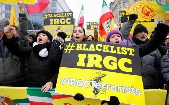 Iran Slams New Western Sanctions, Threatens Retaliation