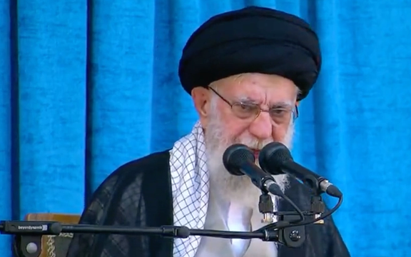 خامنهای: کشور با از دست دادن رییسجمهور توانست آرامش و امنیت خود را کامل حفظ کند