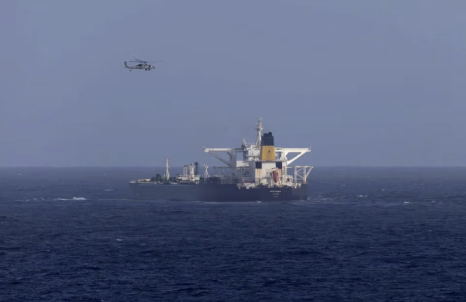 وال‌استریت ژورنال: روسیه یک زیردریایی را برای اسکورت نفت‌کش ونزوئلایی اعزام کرده است