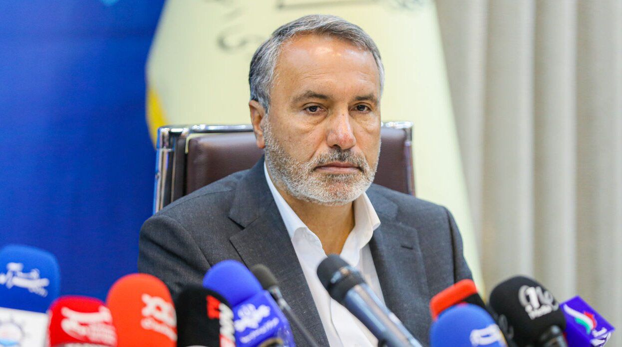 رییس کمیسیون عمران مجلس: اهمیت تنگه هرمز برای ما بسیار بیشتر از داشتن سلاح هسته‌ای است