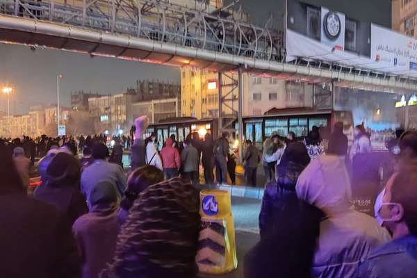 رودخانههای خون؛ واقعیت هولناک کشتار معترضان در ایران