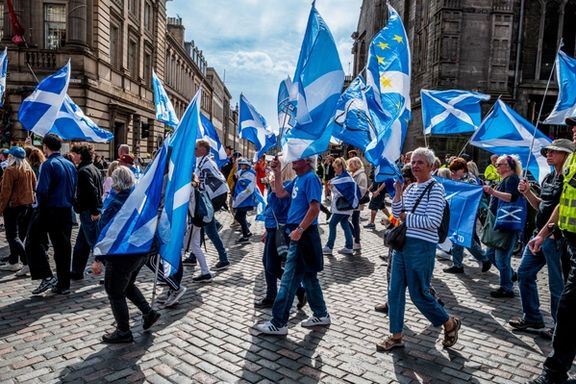 بريطانيا تبدأ التحقيق في تدخل إيران بشأن استقلال اسكتلندا