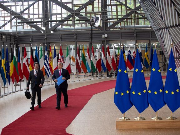 رهبران اتحادیه اروپا بر سر ممنوعیت عمده واردات نفت روسیه به توافق رسیدند