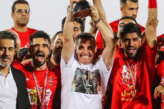 اوسمار ویرا درباره تمدید قرارداد: به هدایت پرسپولیس افتخار میکنم اما حالا وقت صحبت نیست