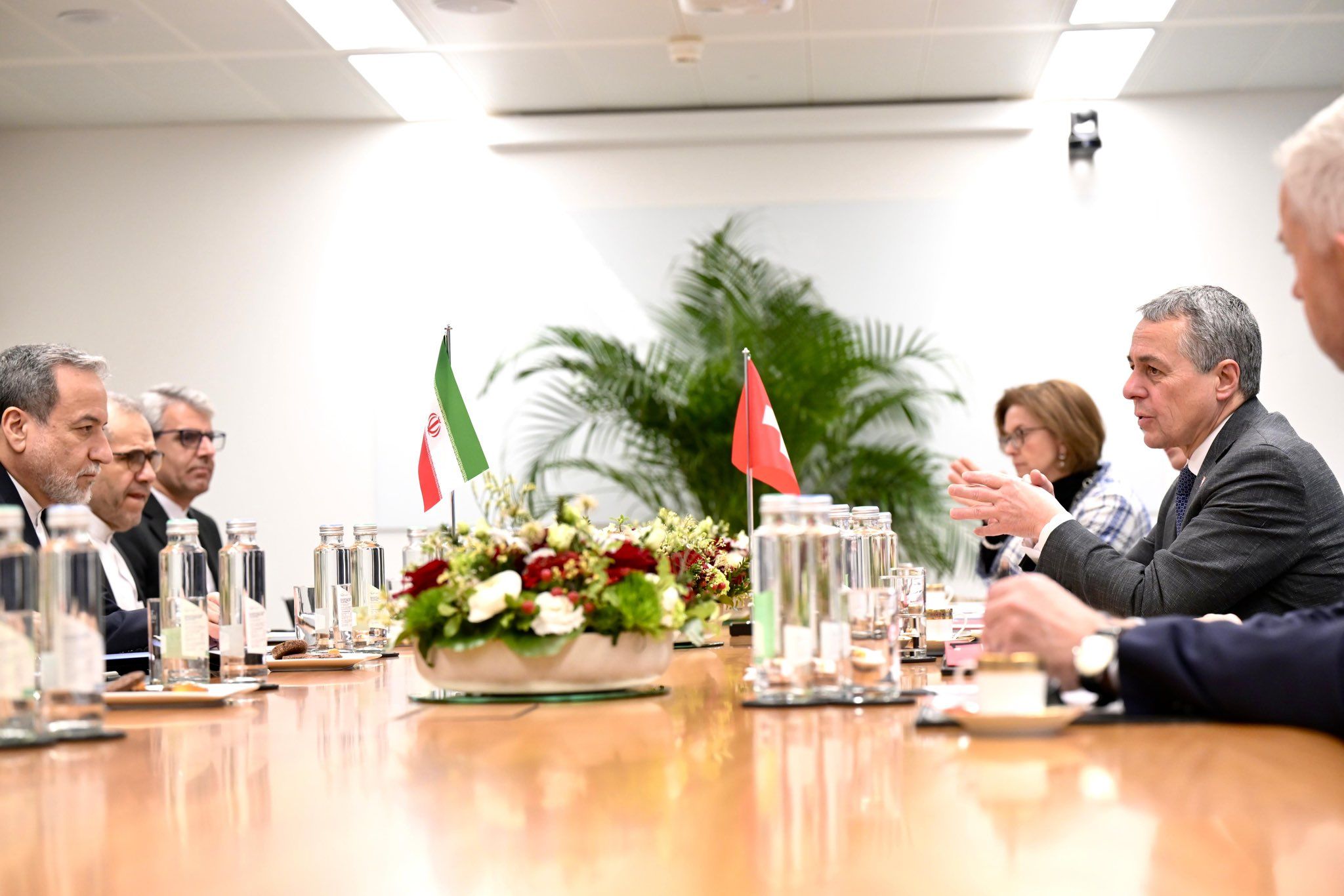 Switzerland presses Iran over protest arrests, deaths 