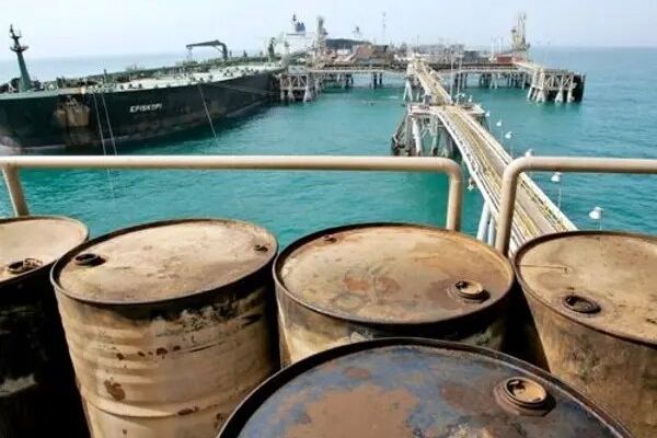 أميركا تفرض عقوبات على 6 شركات وناقلة مرتبطة بإيران.. وتطالب طهران بالعودة للاتفاق النووي