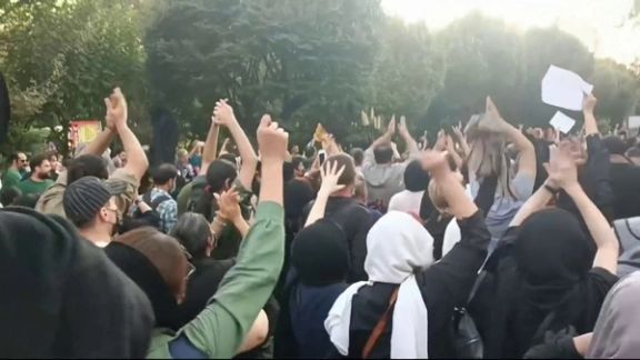 اتساع المظاهرات في إيران لليوم الرابع.. ودخول مدن كبرى جديدة على خط الاحتجاجات