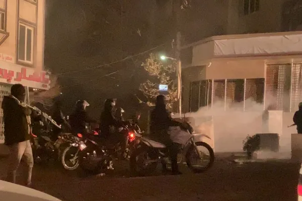 سیوچهارمین روز انقلاب ملی؛ سرکوب داخلی و فشار بر کادر درمان همزمان با تنشهای منطقهای