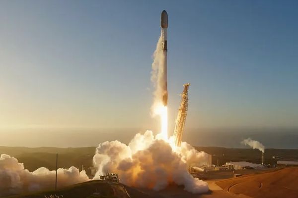 اسپیسایکس ۲۸ ماهواره استارلینک دیگر به فضا پرتاب کرد