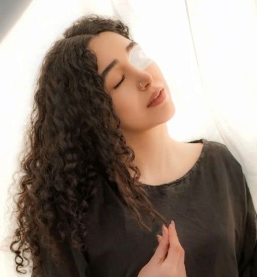 إيرانية فقدت إحدى عينيها برصاص الأمن: أطلقوا الرصاص على بطني وأنا غارقة في دمي