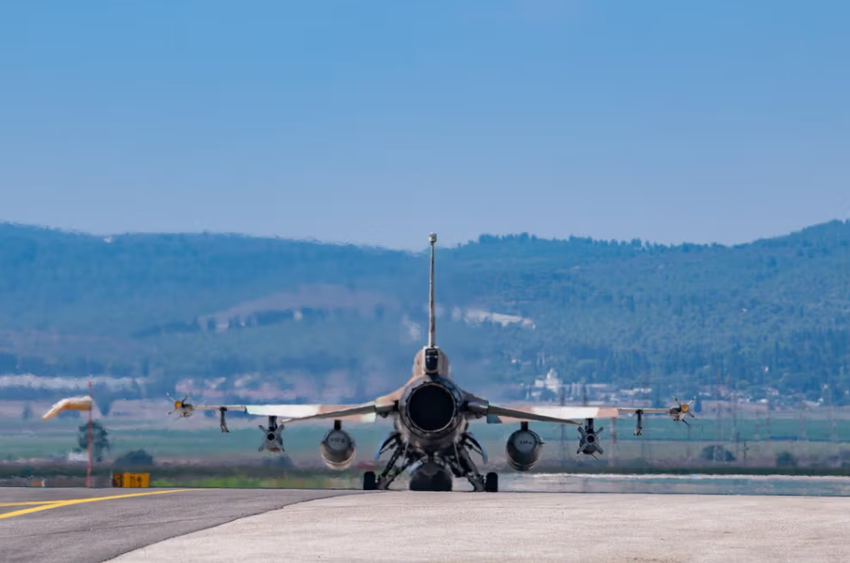 مسؤول عسكري إسرائيلي سابق: سنهاجم إيران إذا أعادت بناء قدراتها الصاروخية أو النووية